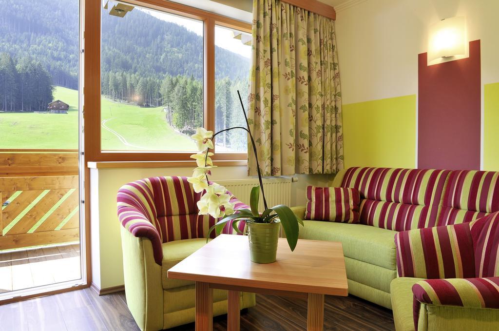 Familienhotel Moos-Alm Lienz Buitenkant foto