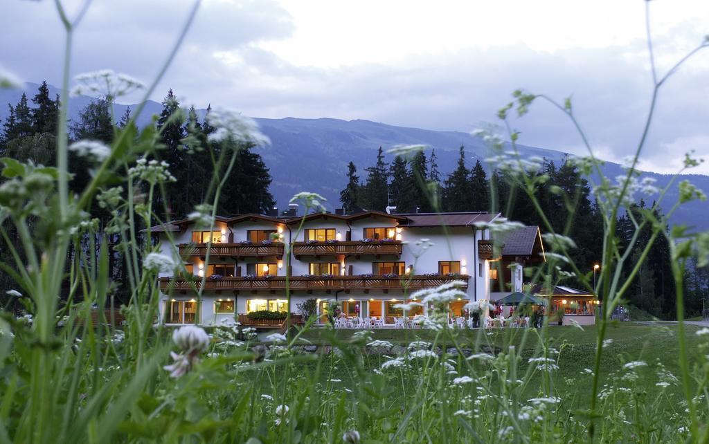 Familienhotel Moos-Alm Lienz Buitenkant foto