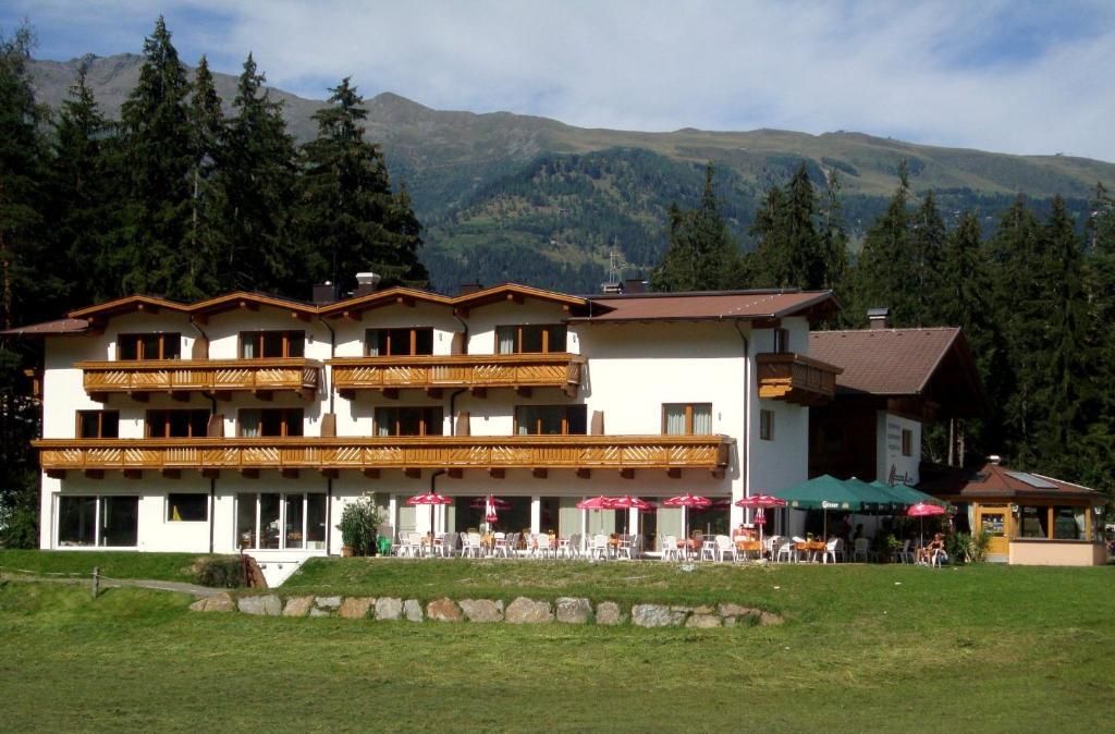 Familienhotel Moos-Alm Lienz Buitenkant foto